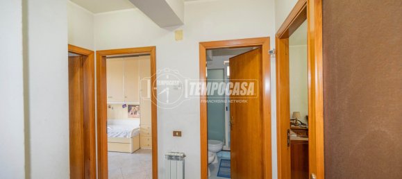Apartamento de 2 dormitorios en Messina, Italy No. 354175 27