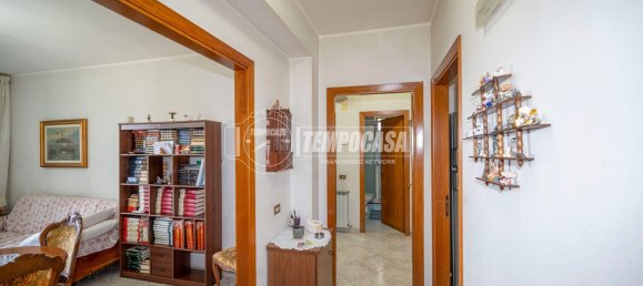 Apartamento de 2 dormitorios en Messina, Italy No. 354175 2