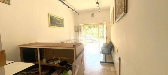 115m² Commercial property in Palermo, Italy No. 380778 24