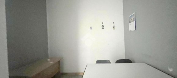 115m² Commercial property in Palermo, Italy No. 380778 13