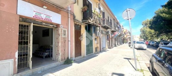 115m² Commercial property in Palermo, Italy No. 380778 22