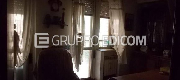 5 rooms Apartment in Catanzaro, Italy No. 186112 3