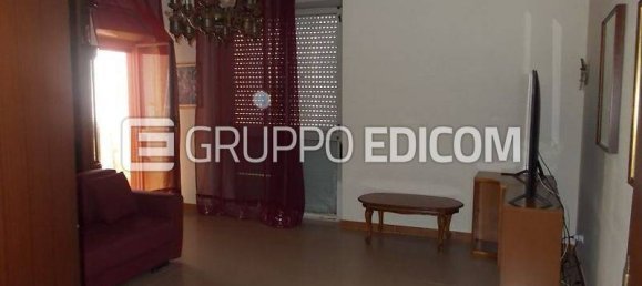 5 rooms Apartment in Catanzaro, Italy No. 186112 4