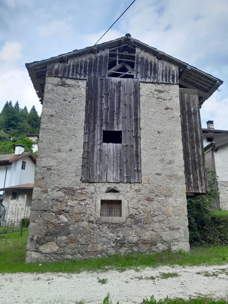 Studio à Udine, Italy No. 252317