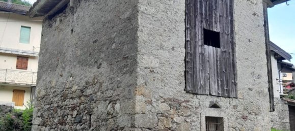 Studio à Udine, Italy No. 252317 4