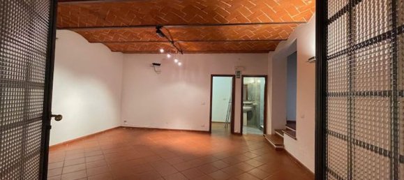 170m² Office in Florence, Italy No. 13614 13