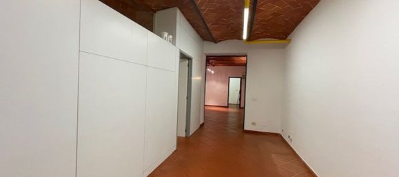170m² Office in Florence, Italy No. 13614 11