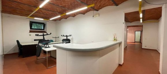 170m² Office in Florence, Italy No. 13614 5