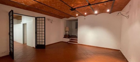 170m² Office in Florence, Italy No. 13614 18