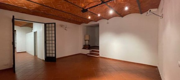 170m² Office in Florence, Italy No. 13614 17