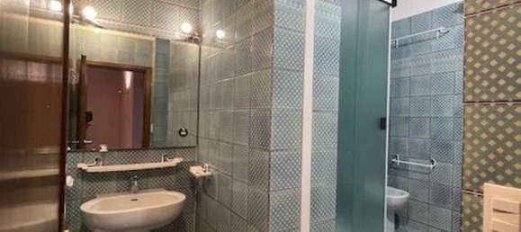 170m² Office in Florence, Italy No. 13614 16