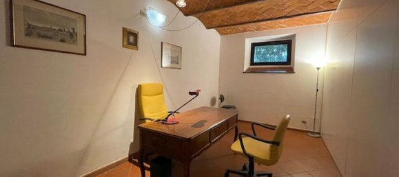 170m² Office in Florence, Italy No. 13614 6