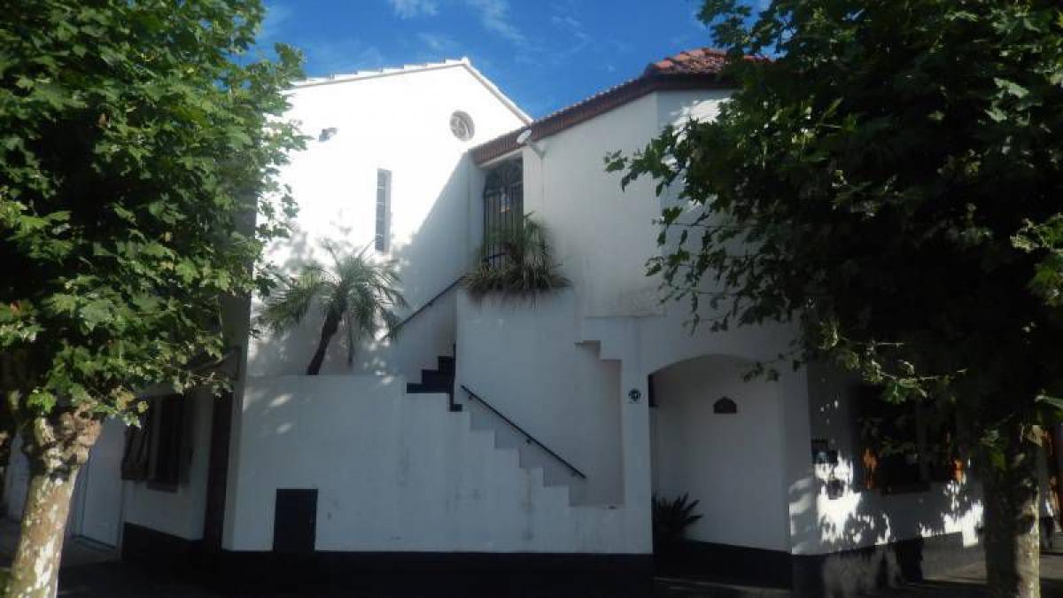 2 bedrooms House in Quilmes, Argentina No. 62493