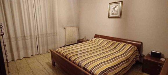 12غرفة منزل في San Ginesio, Italy رقم 70181 35