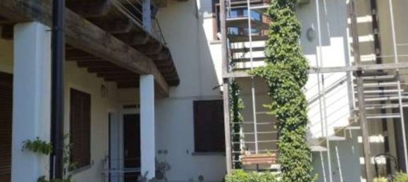 Büro in Cocquio-Trevisago, Italy 62m², Nr. 182124 19