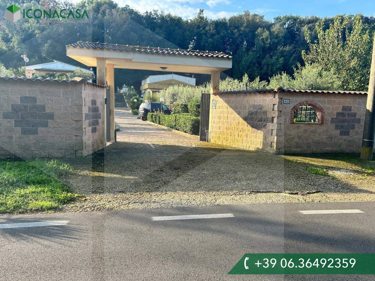 Villa de 5 habitaciónes en Aprilia, Italy No. 22521