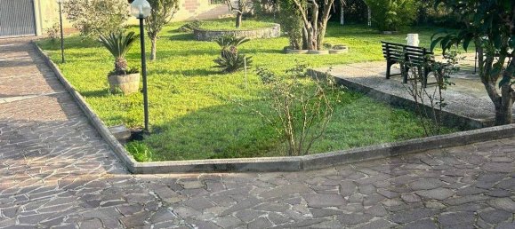 Villa de 5 habitaciónes en Aprilia, Italy No. 22521 3