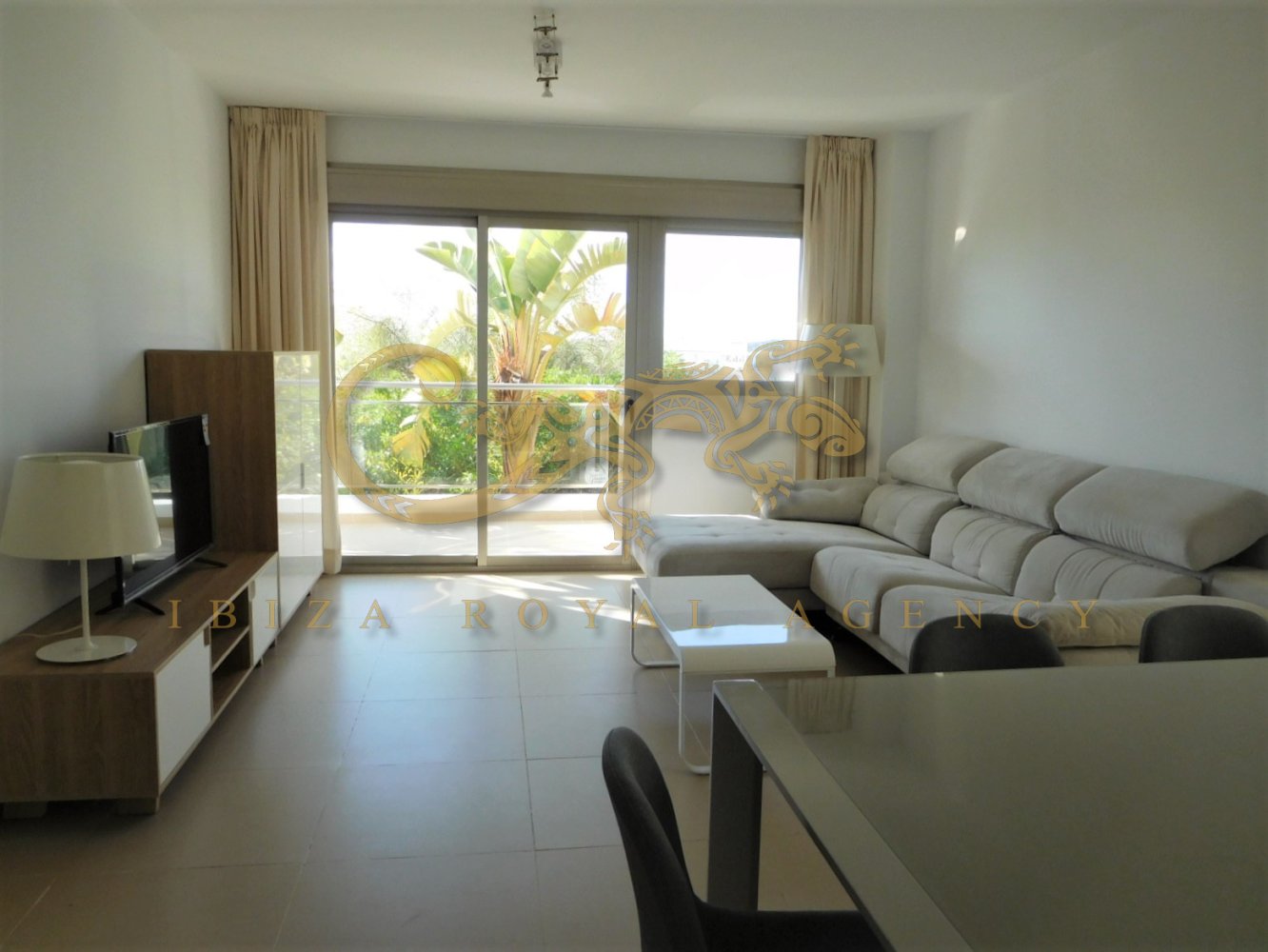 3 غرف نوم شقة في Talamanca, Spain رقم 895