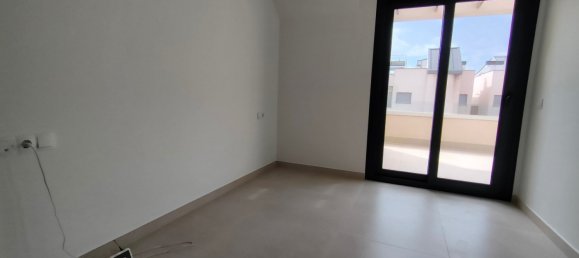 Apartamento de 2 dormitorios en Torrevieja, Spain No. 285359 14