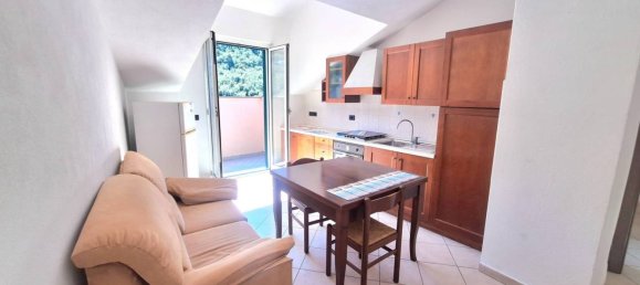 3-salle Appartement à Pietra Ligure, Italy No. 295970 6