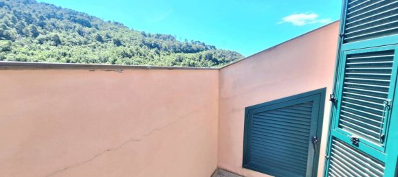 3-salle Appartement à Pietra Ligure, Italy No. 295970 9