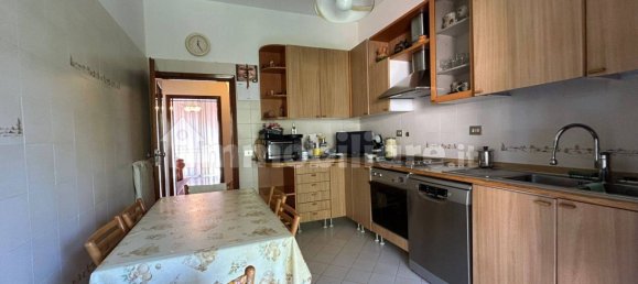 3 bedrooms Apartment in Reggio Emilia, Italy No. 363829 9