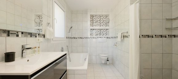 4 غرف نوم فيلا في Marbella, Spain رقم 186081 16