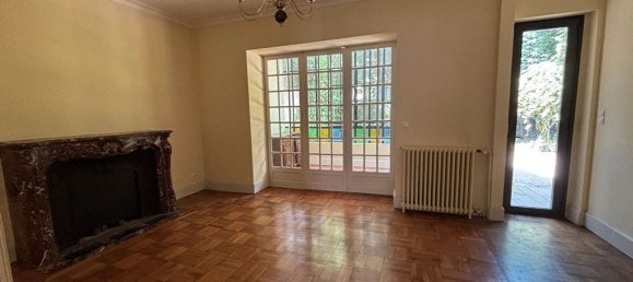 4 chambres Maison à Bourges, France No. 258747 6