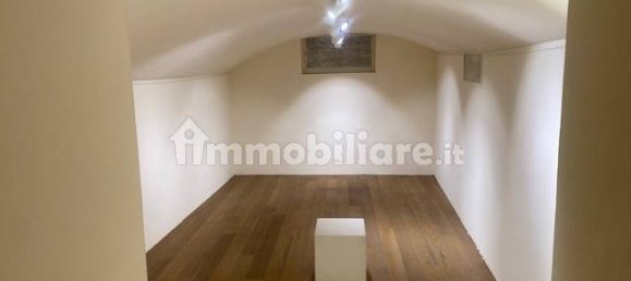 2 rooms Commercial property in Florence, Italy No. 220293 18