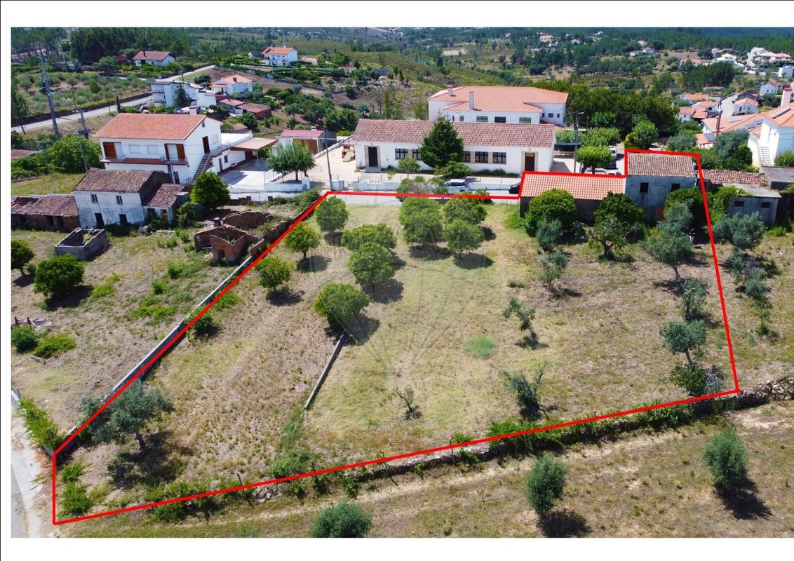 4 غرف نوم منزل في Serta, Portugal رقم 32003