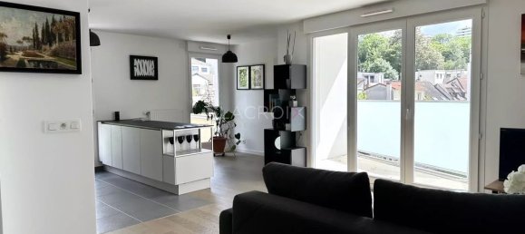 3 bedrooms Apartment in Gentilly, France No. 181459 6