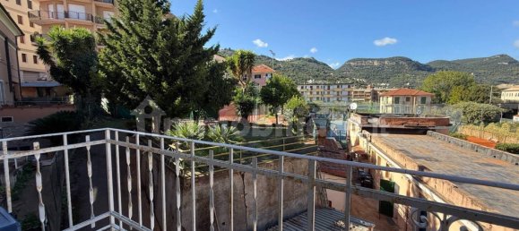 3 bedrooms Apartment in Finale Ligure, Italy No. 351165 7