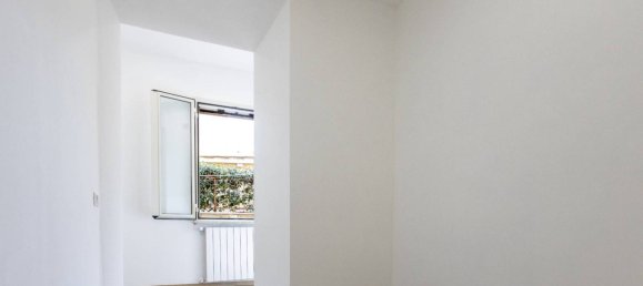 Квартира с 2 спальнями в Чампино, Италия № 21320 5