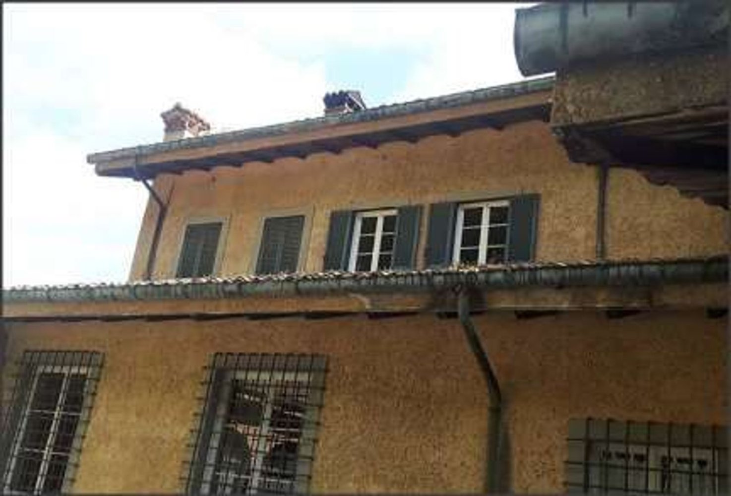 36 rooms Villa in Fontechiari, Italy No. 133349