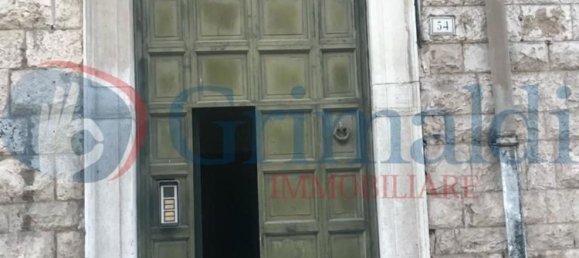 2000m² Building in Trani, Italy No. 365257 2