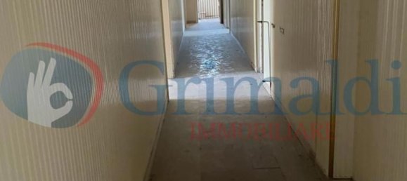 2000m² Building in Trani, Italy No. 365257 8