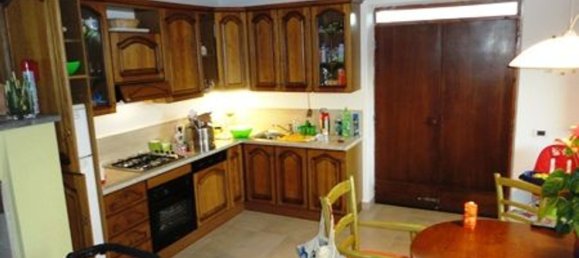 8 rooms House in Castel Viscardo, Italy No. 47383 8