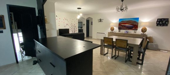 4 bedrooms House in Salindres, France No. 349348 7