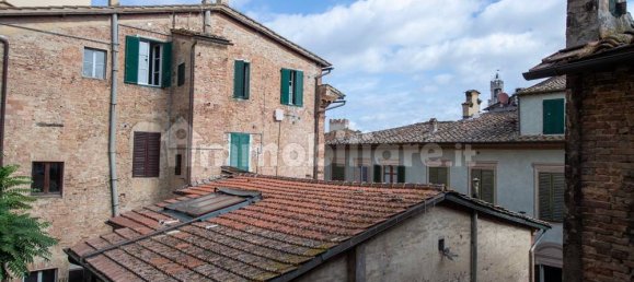 3 bedrooms Apartment in Siena, Italy No. 312236 9