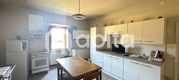 Casa de 4 habitaciónes en Bucine, Italy No. 284973 10