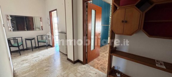 4 bedrooms Apartment in Taranto, Italy No. 342355 4