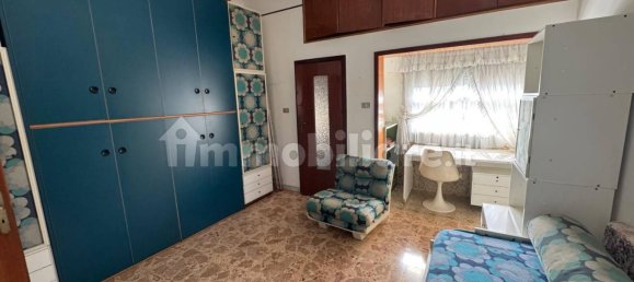 4 bedrooms Apartment in Taranto, Italy No. 342355 9