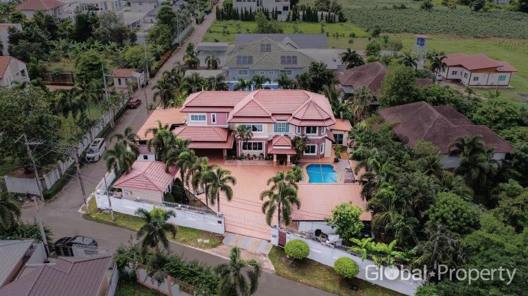 5 bedrooms House for sale in Pong, Phayao, Northern Thailand, Thailand № 8612