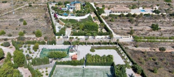 Villa T5 em Hondon De Las Nieves, Spain N.º 67477 7