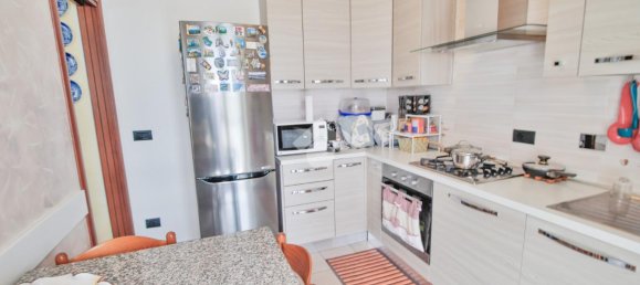 5 rooms Apartment in San Benigno Canavese, Italy No. 18413 11