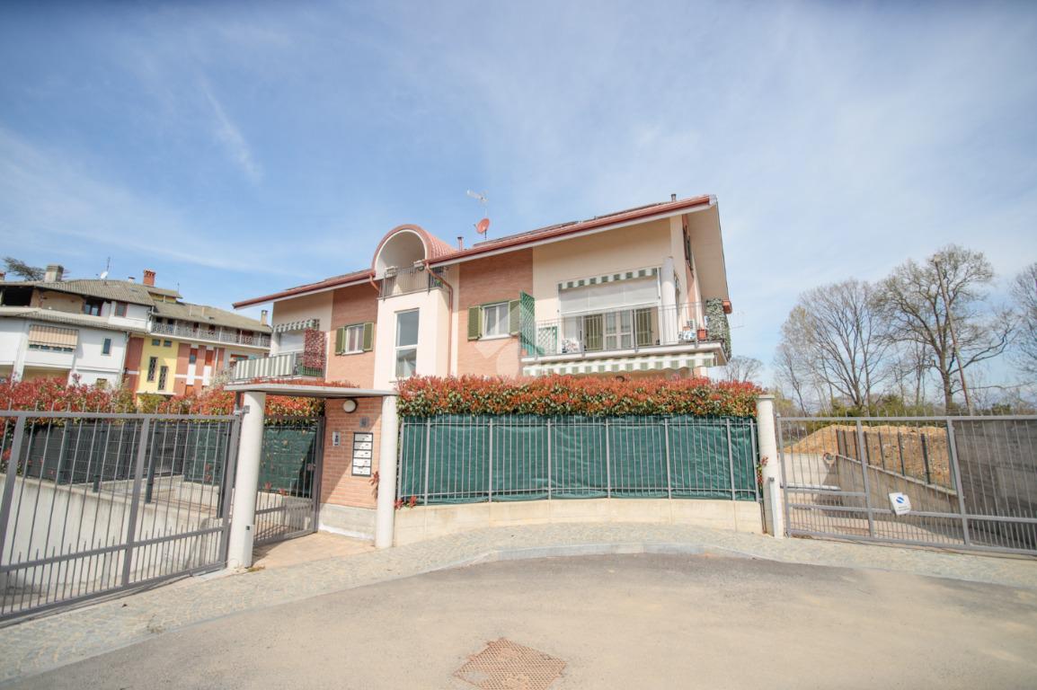 5 rooms Apartment in San Benigno Canavese, Italy No. 18413