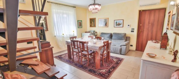 5 rooms Apartment in San Benigno Canavese, Italy No. 18413 5