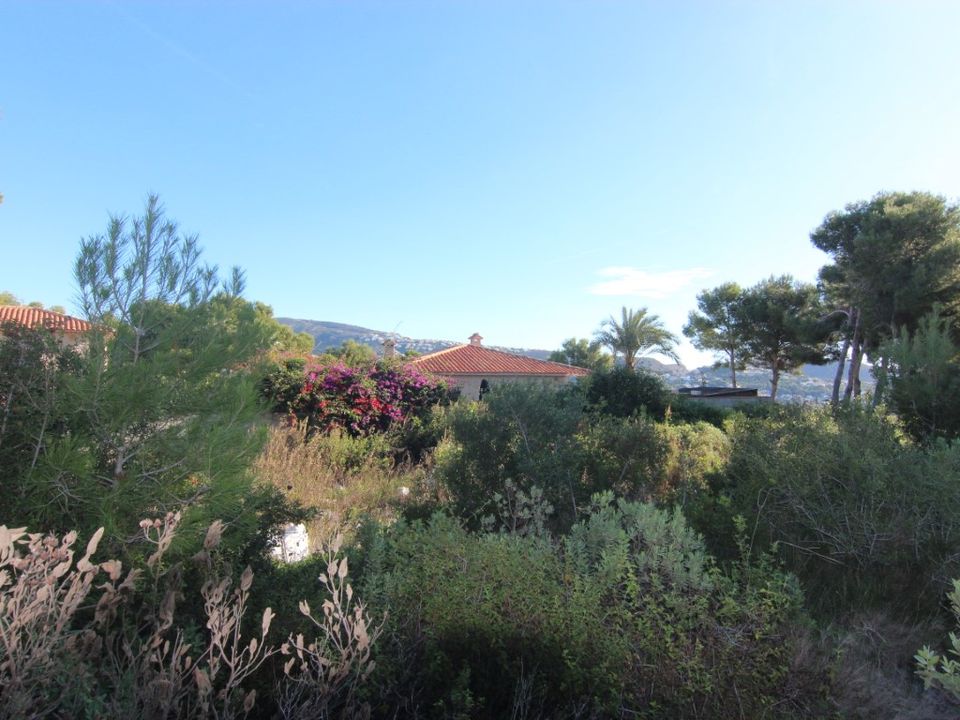 1000m² Land in Moraira, Spain No. 278318