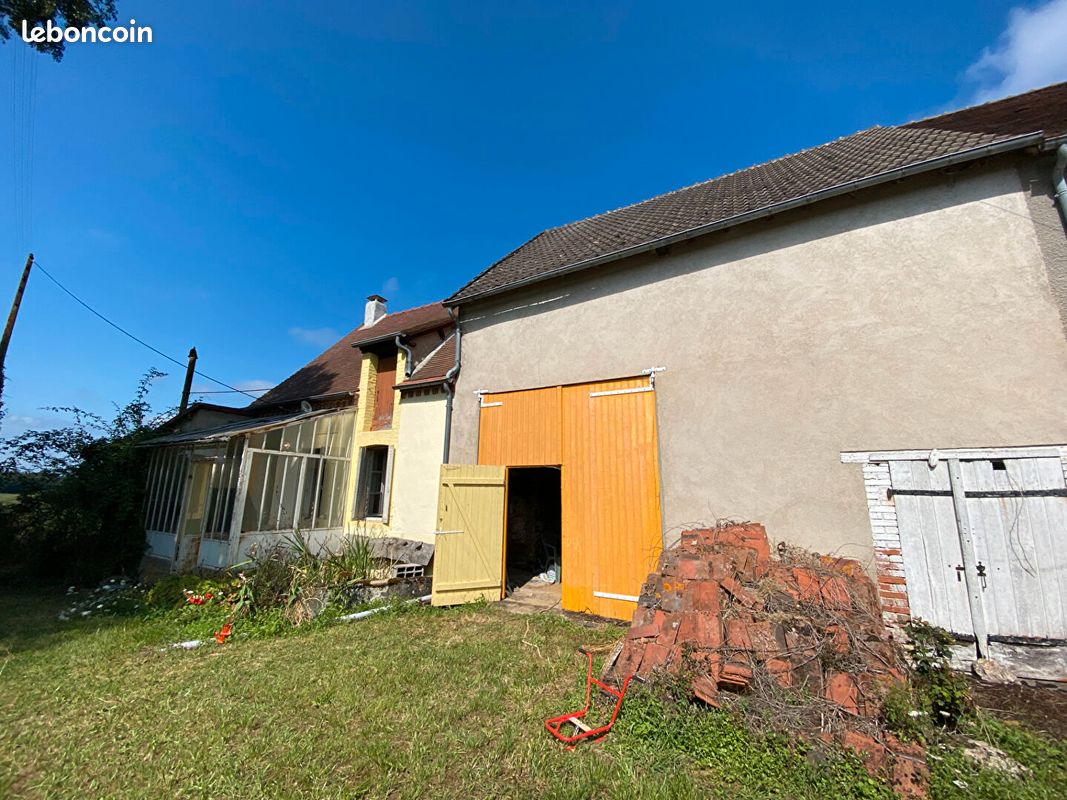 1 chambre Maison à Saint-Plantaire, France No. 215643