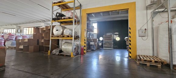 Склад 2300м² в Галларате, Италия № 263889 5